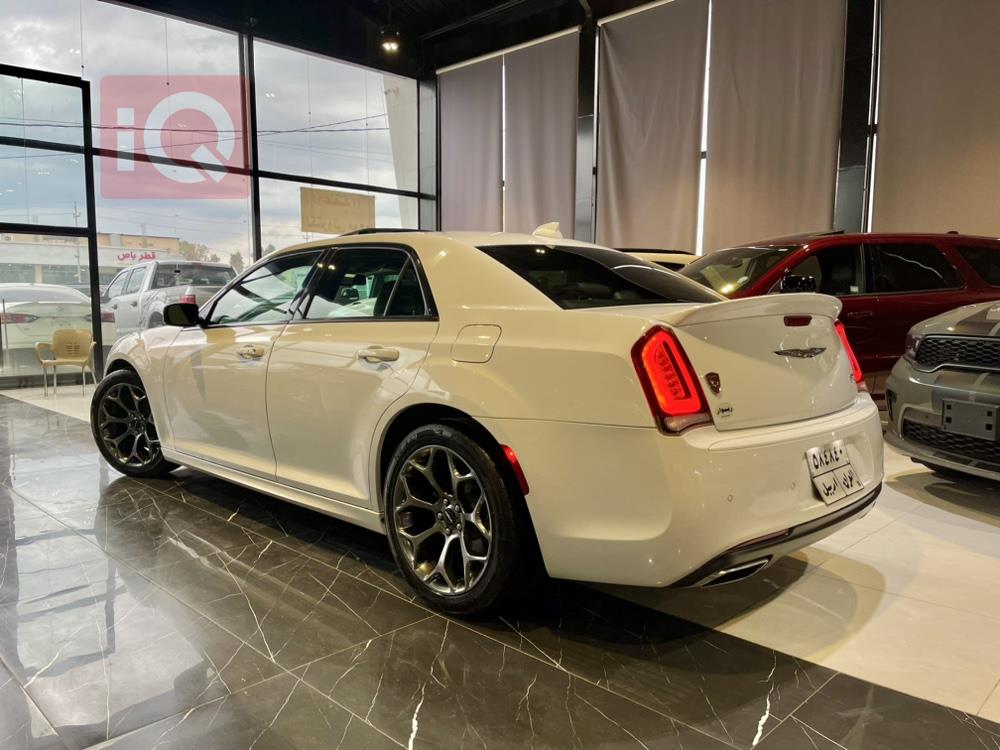 Chrysler 300